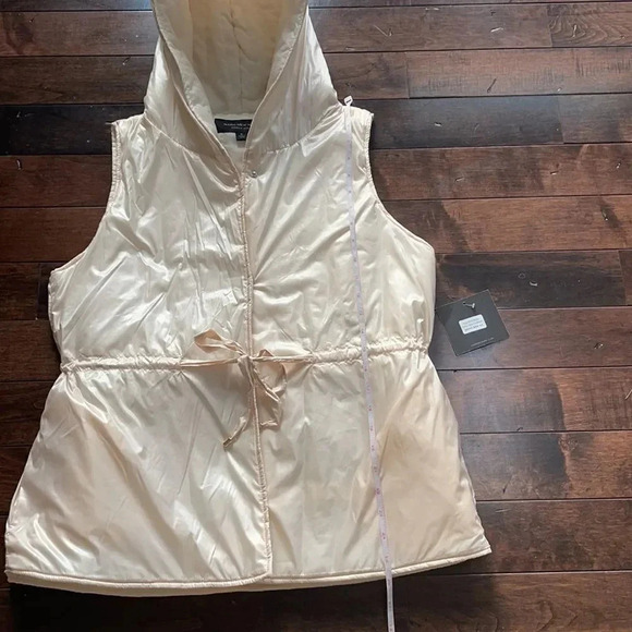 Marc New York puffer Vest Hooded Lightly quilted Off white/Champagne Size M NWT - Picture 8 of 13
